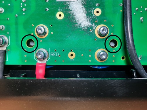 The image shows the power board with the dots aligned.